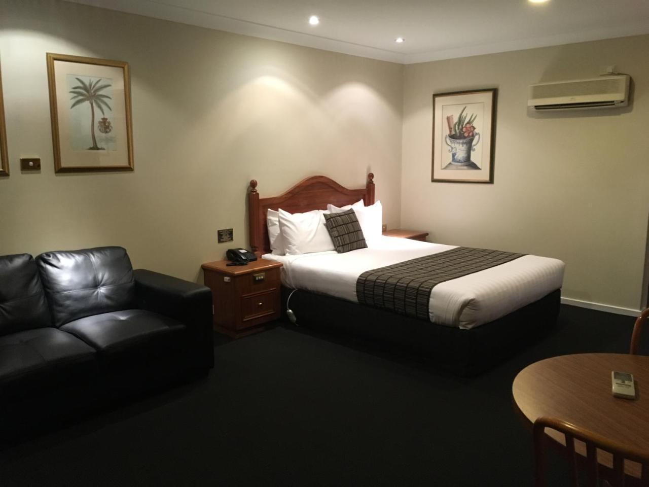 Best Western Ambassador Motor Inn&Apartments Wagga Wagga Exterior foto