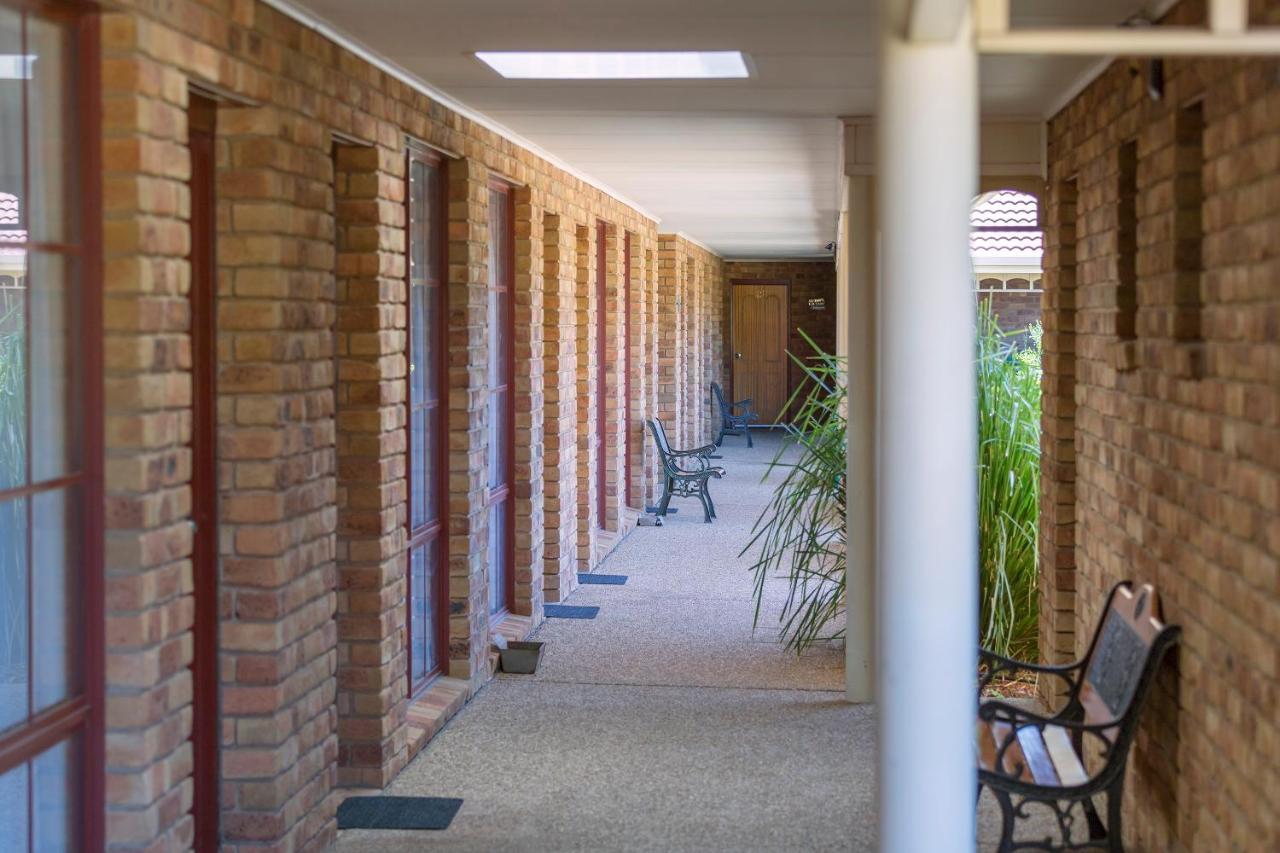 Best Western Ambassador Motor Inn&Apartments Wagga Wagga Exterior foto